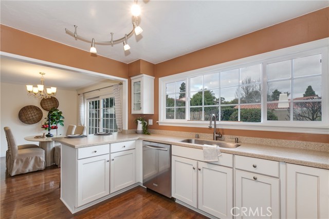 23 Via Granada, Rolling Hills Estates, California 90274, 3 Bedrooms Bedrooms, ,3 BathroomsBathrooms,Residential,Sold,Via Granada,TR21006057