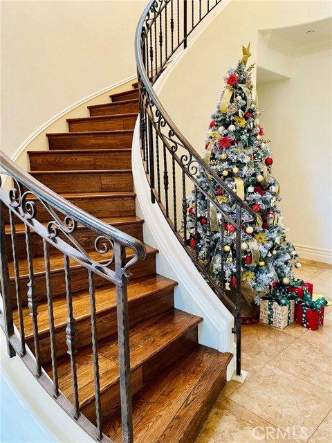 2101 Marshallfield Lane, Redondo Beach, California 90278, 4 Bedrooms Bedrooms, ,4 BathroomsBathrooms,Residential,Sold,Marshallfield,SB20262491