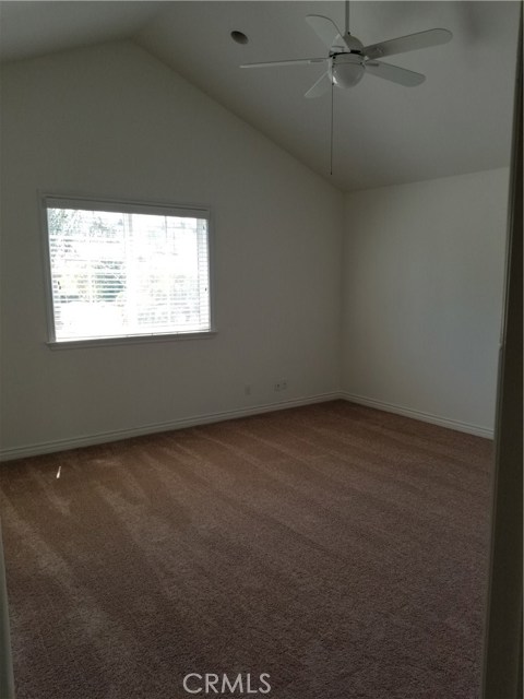 3rd bedroom also has cathedral ceiling, recessed lighting and ceiling fan.