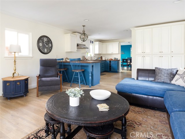816 Knob Hill Avenue, Redondo Beach, California 90277, 3 Bedrooms Bedrooms, ,2 BathroomsBathrooms,Residential,Sold,Knob Hill,SB21051287