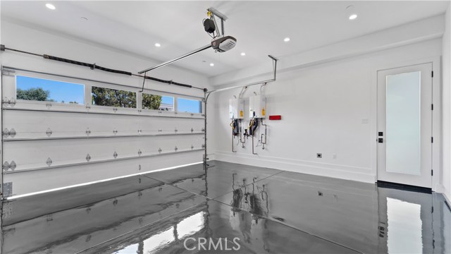 1712 Meadows Avenue, Manhattan Beach, California 90266, 5 Bedrooms Bedrooms, ,2 BathroomsBathrooms,Residential,Sold,Meadows,SB20199095