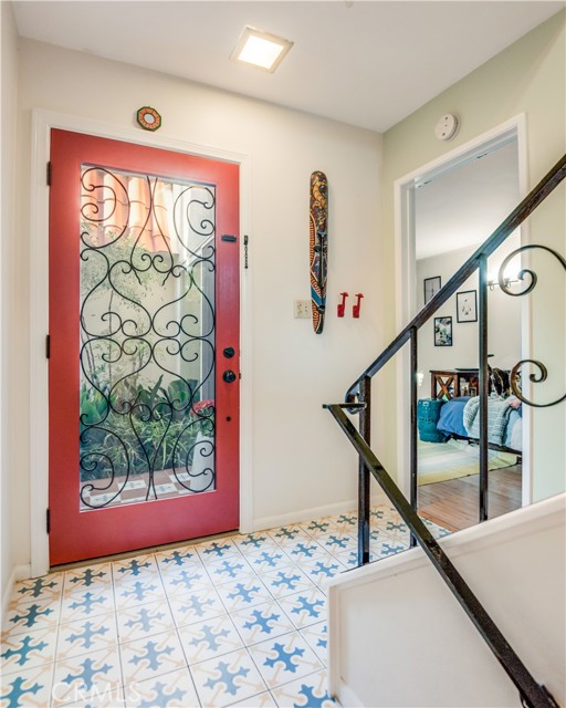 Charming entry Charming entry
