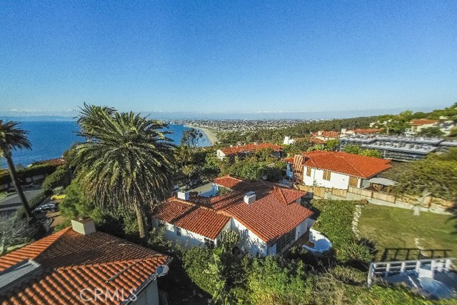 701 Via Somonte, Palos Verdes Estates, California 90274, 2 Bedrooms Bedrooms, ,3 BathroomsBathrooms,Residential,Sold,Via Somonte,PV18051059