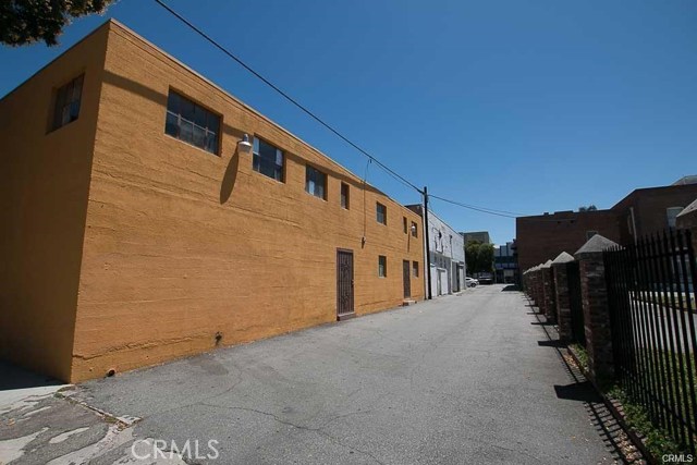 280 W 3rd Street, Los Angeles, California 91766, ,MULTI-FAMILY,For sale,3rd,TR21001258