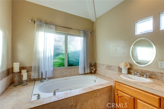 2112 Harriman Lane, Redondo Beach, California 90278, 4 Bedrooms Bedrooms, ,2 BathroomsBathrooms,Residential,Sold,Harriman,SB18280031