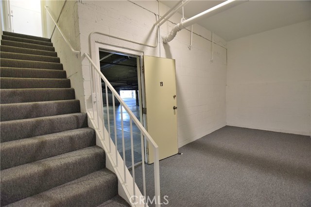 8 x 20 bonus room (not included in SF.)