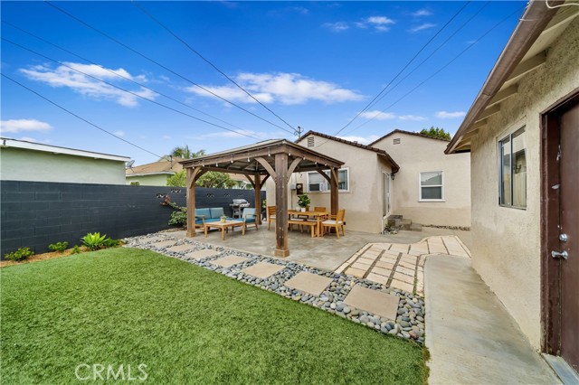3 Bed Home for Sale in County - Los Angeles, California