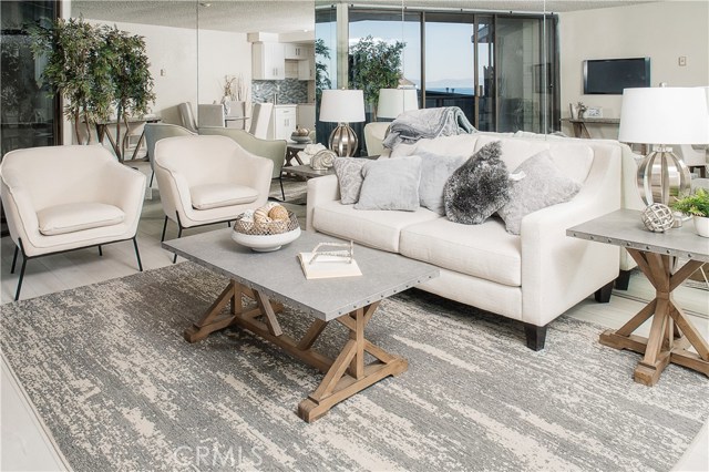 531 Esplanade, Redondo Beach, California 90277, 2 Bedrooms Bedrooms, ,2 BathroomsBathrooms,Residential,Sold,Esplanade,SW20187522