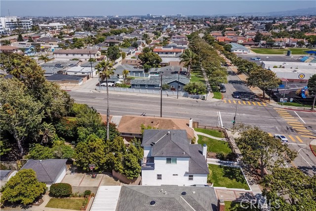 702 Maria Avenue, Redondo Beach, California 90277, 4 Bedrooms Bedrooms, ,2 BathroomsBathrooms,Residential,Sold,Maria,SB19137307