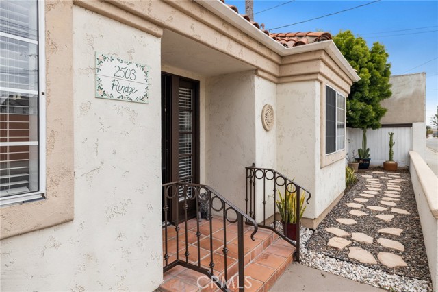 2503 Rindge Lane, Redondo Beach, California 90278, 4 Bedrooms Bedrooms, ,2 BathroomsBathrooms,Residential,Sold,Rindge,SB21099186