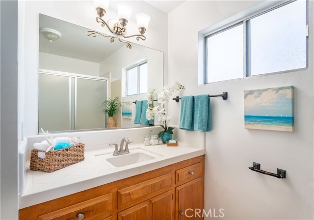 2409 Blossom Lane, Redondo Beach, California 90278, 3 Bedrooms Bedrooms, ,1 BathroomBathrooms,Residential,Sold,Blossom,SB21122284