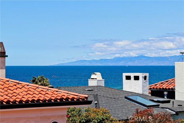 1955 Monterey Boulevard, Hermosa Beach, California 90254, 4 Bedrooms Bedrooms, ,2 BathroomsBathrooms,Residential,Sold,Monterey,SB18111119