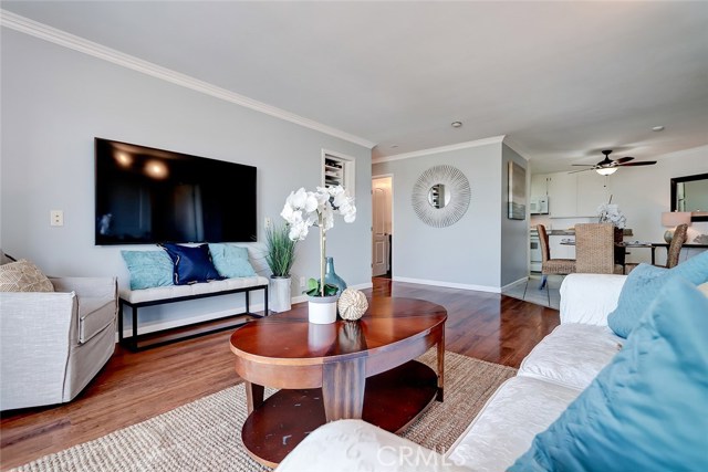 1108 Camino Real, Redondo Beach, California 90277, 3 Bedrooms Bedrooms, ,1 BathroomBathrooms,Residential,Sold,Camino Real,SB20124085