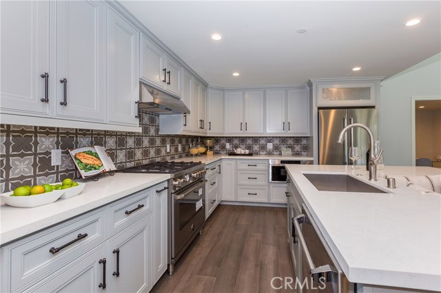 526 ELENA Avenue, Redondo Beach, California 90277, 5 Bedrooms Bedrooms, ,4 BathroomsBathrooms,Residential,Sold,ELENA,SB18239581