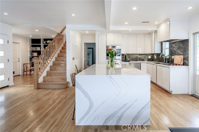 501 Green Lane, Redondo Beach, California 90278, 4 Bedrooms Bedrooms, ,2 BathroomsBathrooms,Residential,Sold,Green Lane,SB20035611