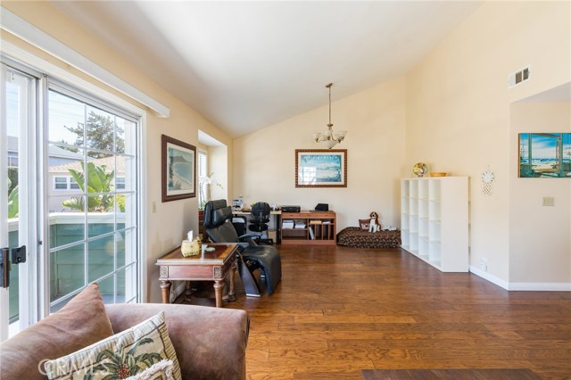 407 Anita Street, Redondo Beach, California 90278, 3 Bedrooms Bedrooms, ,3 BathroomsBathrooms,Residential,Sold,Anita,SB18113069