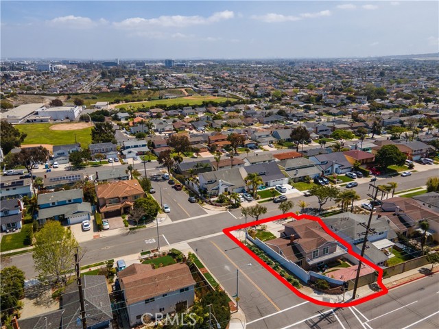 501 Faye Lane, Redondo Beach, California 90277, 3 Bedrooms Bedrooms, ,1 BathroomBathrooms,Residential,Sold,Faye,SB21071773