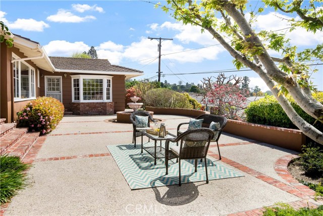 2621 Via Carrillo, Palos Verdes Estates, California 90274, 4 Bedrooms Bedrooms, ,2 BathroomsBathrooms,Residential,Sold,Via Carrillo,PV17070048