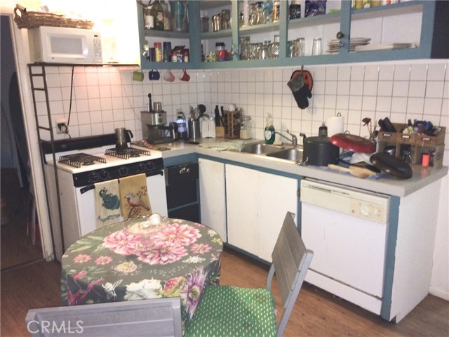 Lower Unit Kitchen