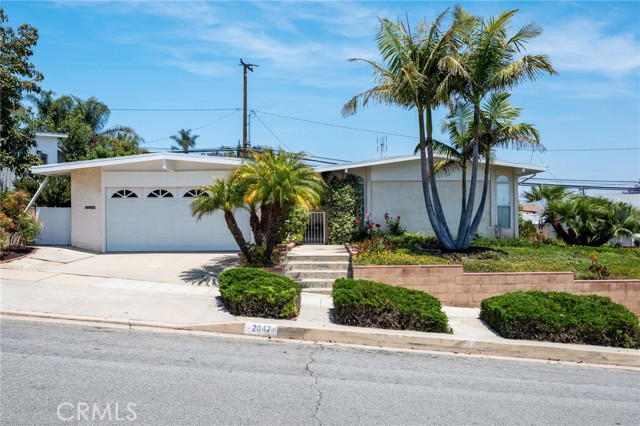 2047 Macarthur Street, Rancho Palos Verdes, California 90275, 4 Bedrooms Bedrooms, ,1 BathroomBathrooms,Residential,Sold,Macarthur,PV21118320