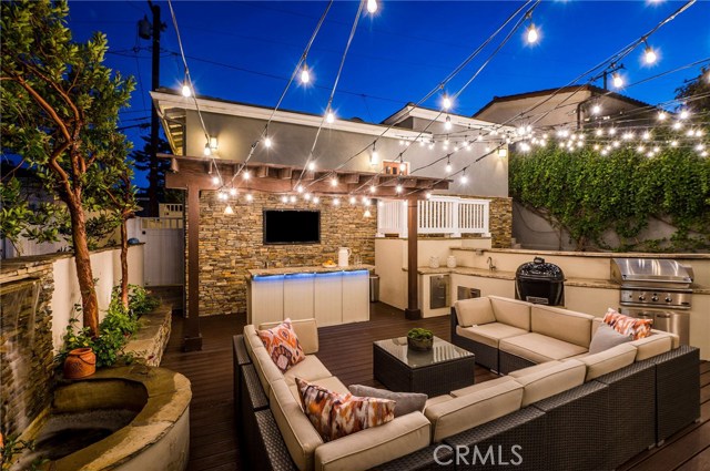 844 Avenue B, Redondo Beach, California 90277, 5 Bedrooms Bedrooms, ,5 BathroomsBathrooms,Residential,Sold,Avenue B,SB20039322