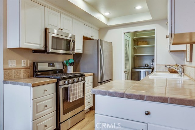 2120 Dufour Avenue, Redondo Beach, California 90278, 3 Bedrooms Bedrooms, ,2 BathroomsBathrooms,Residential,Sold,Dufour,AR19015590