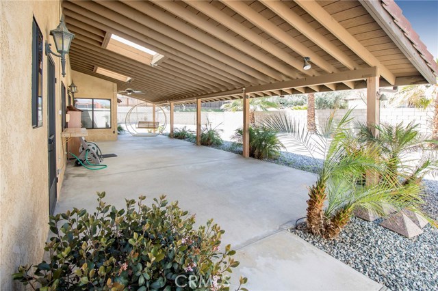 Covered Patio w/ Skylights