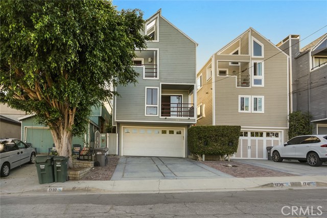 1739 Stanford Avenue, Redondo Beach, California 90278, 3 Bedrooms Bedrooms, ,2 BathroomsBathrooms,Residential,Sold,Stanford,SB18228570