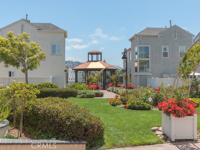 1800 Pacific Coast Highway, Redondo Beach, California 90277, 4 Bedrooms Bedrooms, ,2 BathroomsBathrooms,Residential,Sold,Pacific Coast,SB20149848