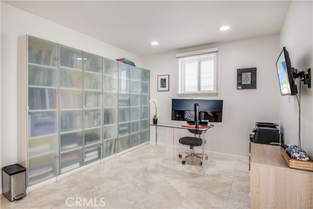 129 Moonstone Street, Manhattan Beach, California 90266, 3 Bedrooms Bedrooms, ,3 BathroomsBathrooms,Residential,Sold,Moonstone,SB20050796