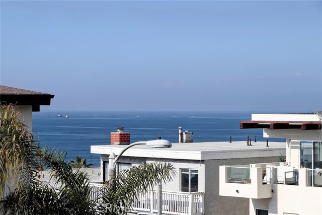 3516 Manhattan Avenue, Manhattan Beach, California 90266, 4 Bedrooms Bedrooms, ,3 BathroomsBathrooms,Residential,Sold,Manhattan,SB20011197