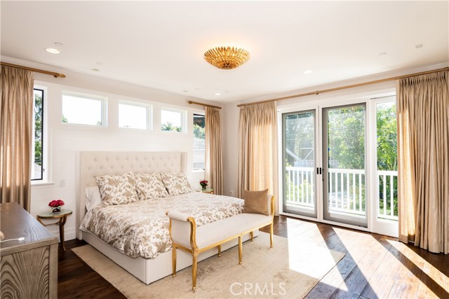 1905 Elm Avenue, Manhattan Beach, California 90266, 5 Bedrooms Bedrooms, ,5 BathroomsBathrooms,Residential,Sold,Elm,SB19169509