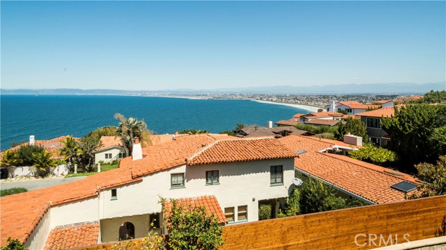 1705 Via Montemar, Palos Verdes Estates, California 90274, 3 Bedrooms Bedrooms, ,2 BathroomsBathrooms,Residential,Sold,Via Montemar,PV18092195