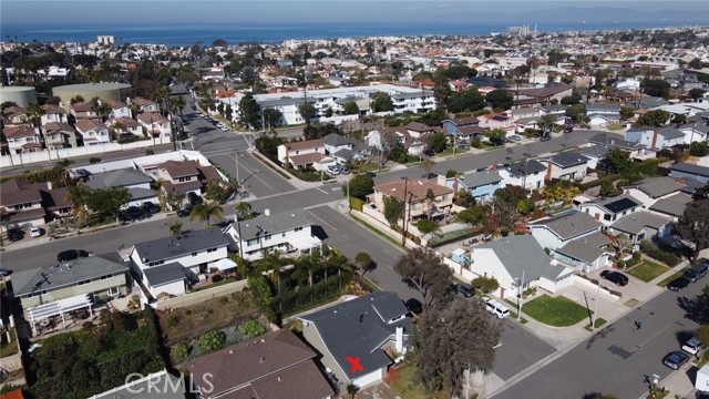 501 Susana Avenue, Redondo Beach, California 90277, 4 Bedrooms Bedrooms, ,1 BathroomBathrooms,Residential,Sold,Susana,SB21035747