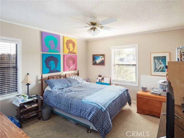 3 Bed Home for Sale in Hawthorne, California