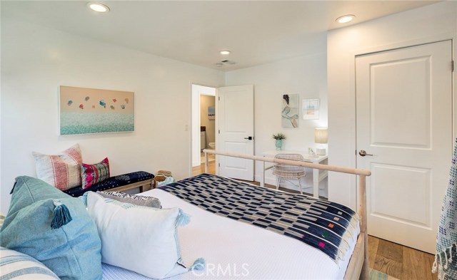 3528 Maple Avenue, Manhattan Beach, California 90266, 3 Bedrooms Bedrooms, ,2 BathroomsBathrooms,Residential,Sold,Maple,SB18217502