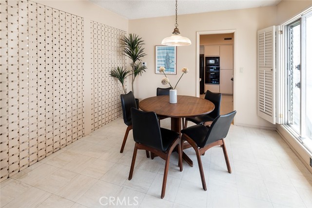 728 13th Street, Manhattan Beach, California 90266, 3 Bedrooms Bedrooms, ,2 BathroomsBathrooms,Residential,Sold,13th,SB21113806