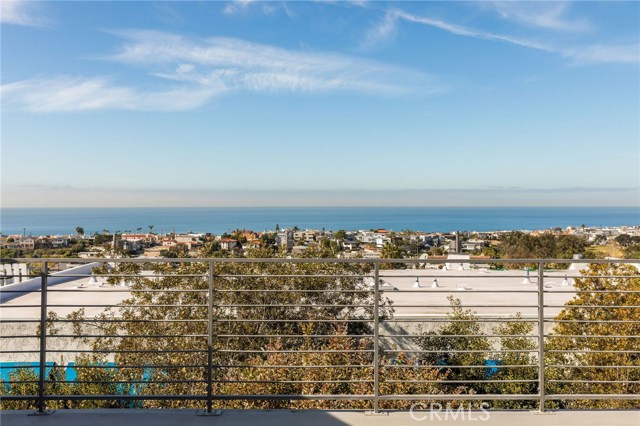 736 Gould Avenue, Hermosa Beach, California 90254, 3 Bedrooms Bedrooms, ,3 BathroomsBathrooms,Residential,Sold,Gould,SB20120208