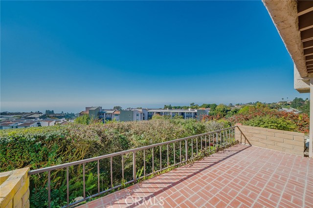 21 Coraltree Lane, Rolling Hills Estates, California 90274, 3 Bedrooms Bedrooms, ,2 BathroomsBathrooms,Residential,Sold,Coraltree,SB20035251