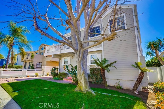 2612 Gates Avenue, Redondo Beach, California 90278, 2 Bedrooms Bedrooms, ,2 BathroomsBathrooms,Residential,Sold,Gates,SB21024956