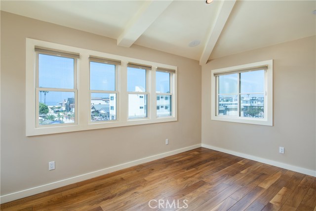 646 Hermosa Avenue, Hermosa Beach, California 90254, 3 Bedrooms Bedrooms, ,2 BathroomsBathrooms,Residential,Sold,Hermosa,SB18146265