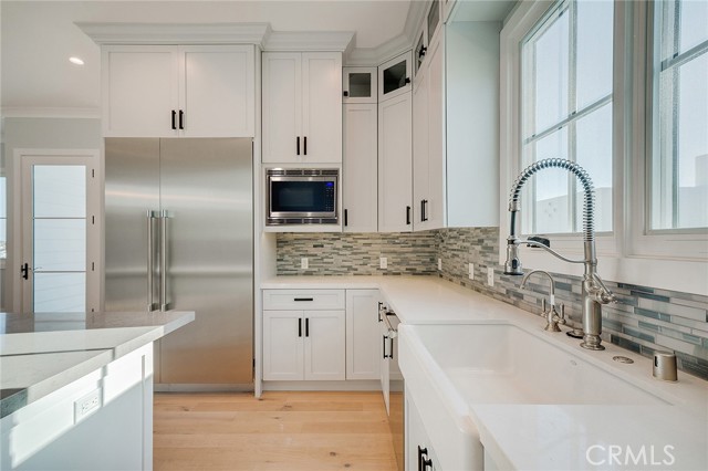 1920 Gates Ave, Redondo Beach, California 90278, 4 Bedrooms Bedrooms, ,4 BathroomsBathrooms,Residential,Sold,Gates Ave,SB21054568