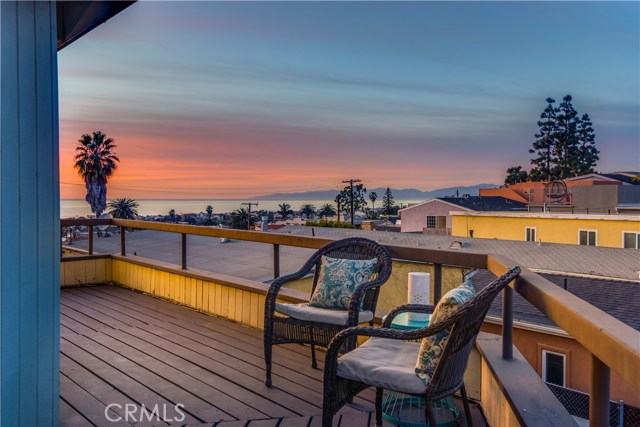 401 Gentry Street, Hermosa Beach, California 90254, 5 Bedrooms Bedrooms, ,4 BathroomsBathrooms,Residential,Sold,Gentry,PV18023605