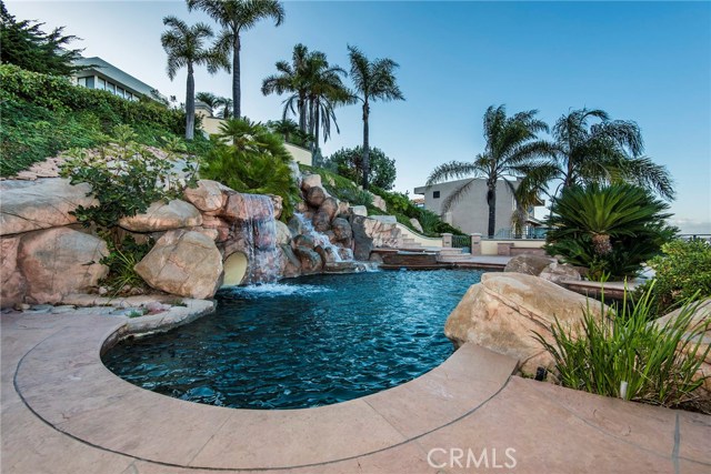 3324 Crownview Drive, Rancho Palos Verdes, California 90275, 7 Bedrooms Bedrooms, ,7 BathroomsBathrooms,Residential,Sold,Crownview,PV18072707