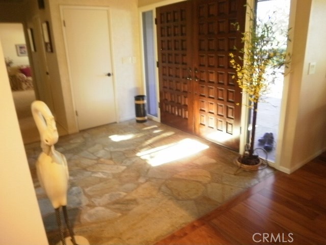 Entry way fron door