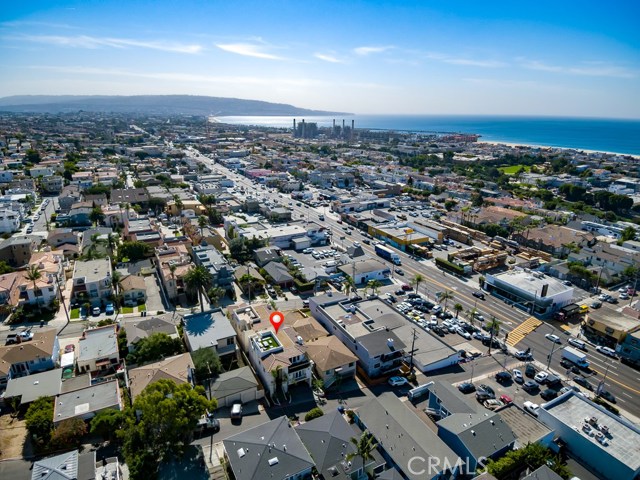 842 8th Street, Hermosa Beach, California 90254, 4 Bedrooms Bedrooms, ,2 BathroomsBathrooms,Residential,Sold,8th,SB19252569