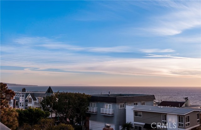 2617 Vista Drive, Manhattan Beach, California 90266, 4 Bedrooms Bedrooms, ,3 BathroomsBathrooms,Residential,Sold,Vista,SB18019174