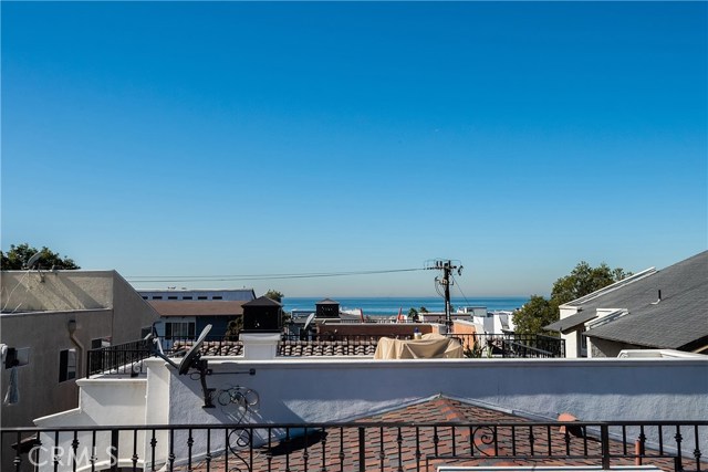 Beautiful ocean views from roof top deck