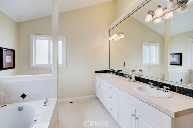 2116 Ernest Avenue, Redondo Beach, California 90278, 4 Bedrooms Bedrooms, ,2 BathroomsBathrooms,Residential,Sold,Ernest,SB18053511