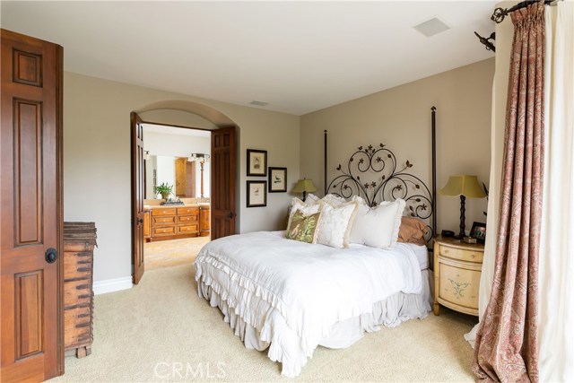 720 33rd Street, Manhattan Beach, California 90266, 5 Bedrooms Bedrooms, ,3 BathroomsBathrooms,Residential,Sold,33rd,SB19184166